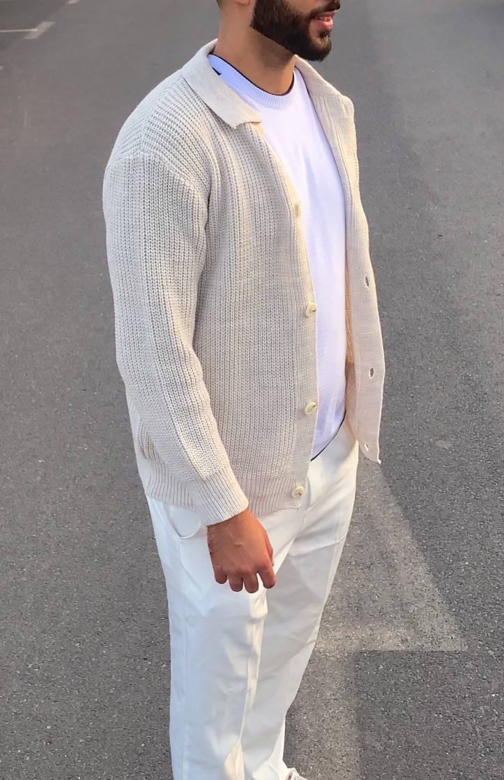 Veste en tricot à col chemise